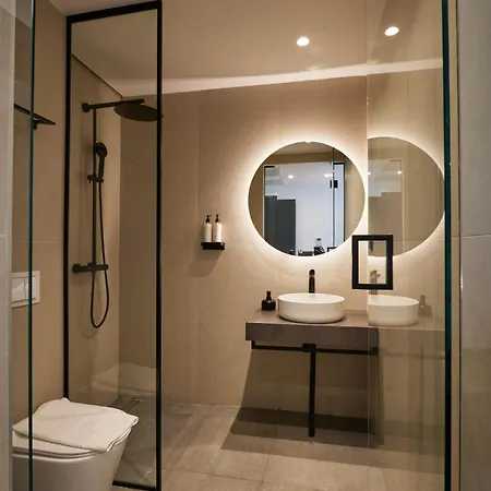 Bizarre Boutique Hotel