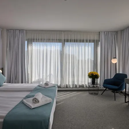 Bizarre Boutique Hotel *