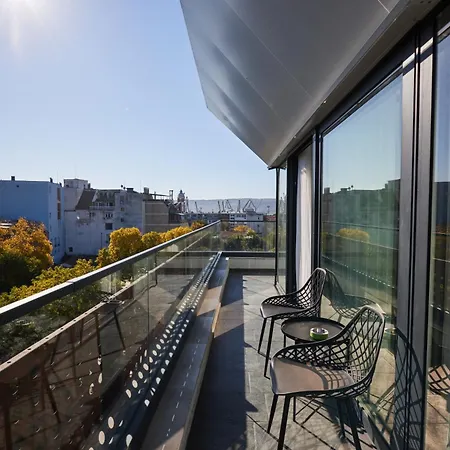 מלון Bizarre Boutique *