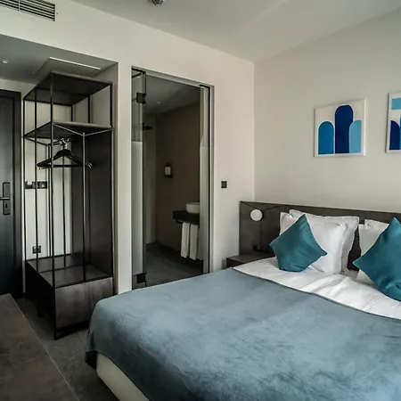 Bizarre Boutique מלון