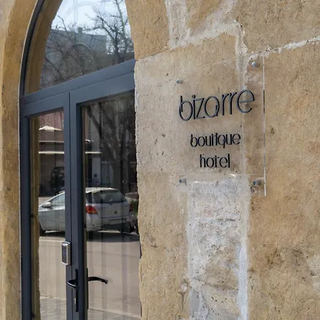 Bizarre Boutique * וארנה