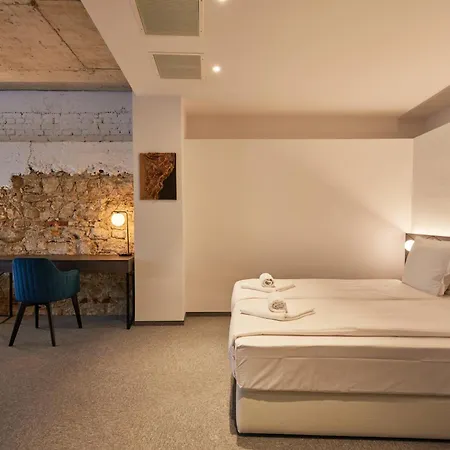 מלון Bizarre Boutique