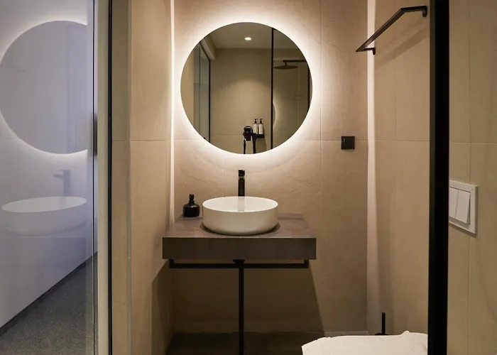 מלון Bizarre Boutique *