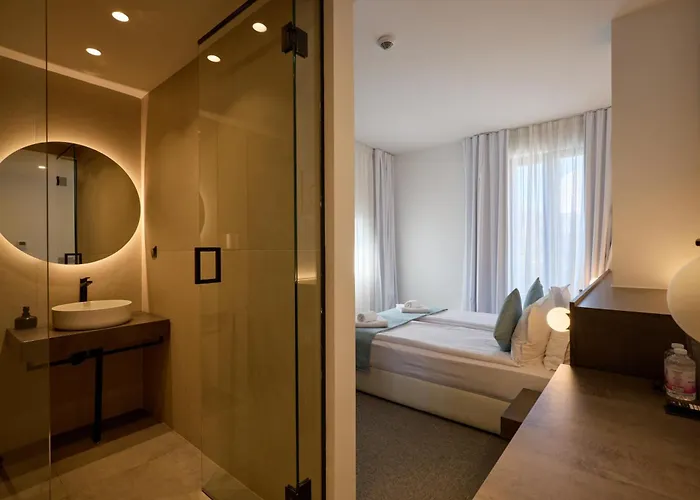 Bizarre Boutique מלון *