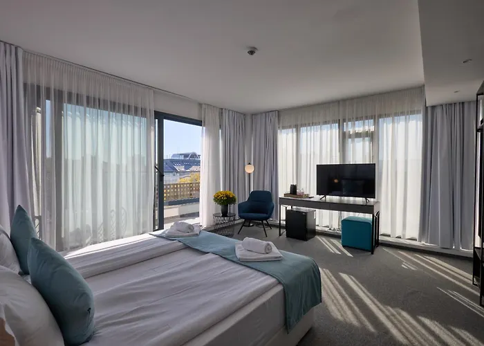 מלון Bizarre Boutique *